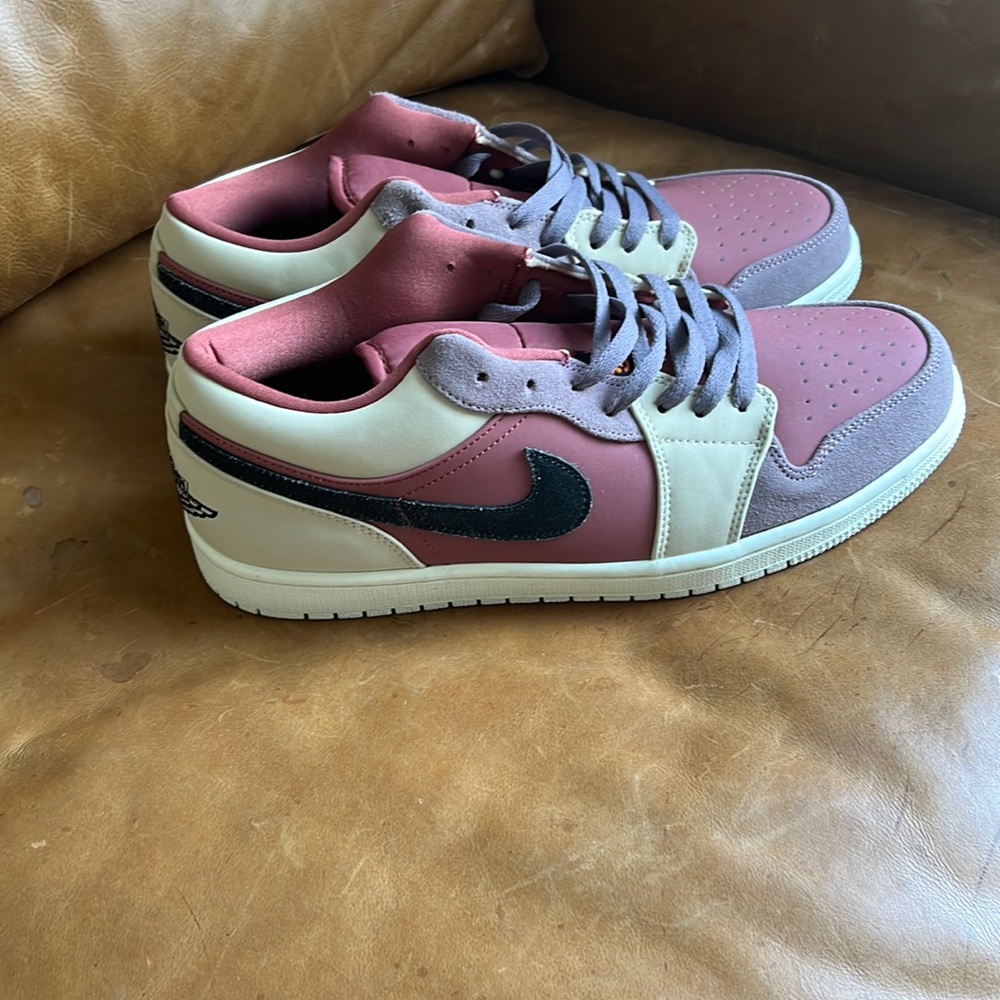 Jordan 1 Low Canyon Rust